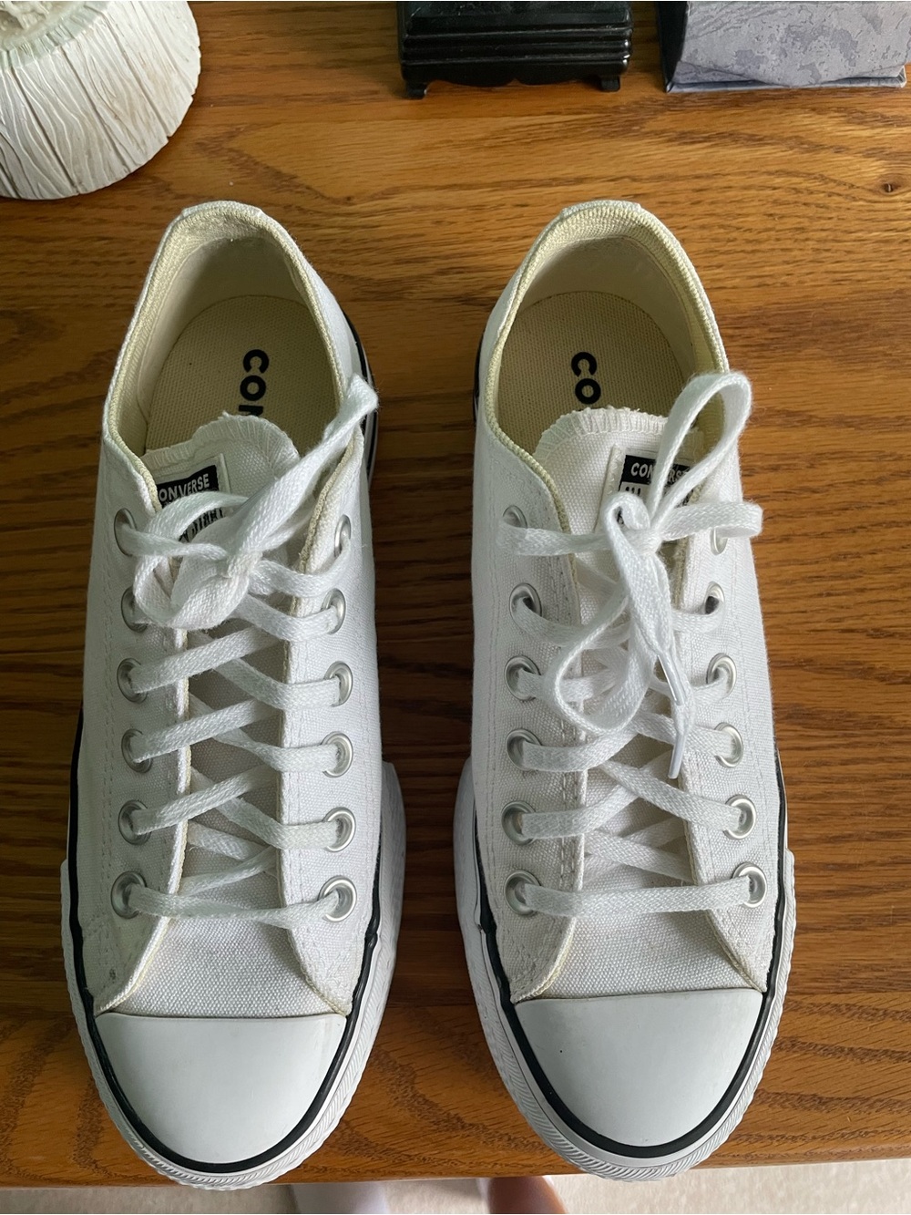 White Platform Comverse